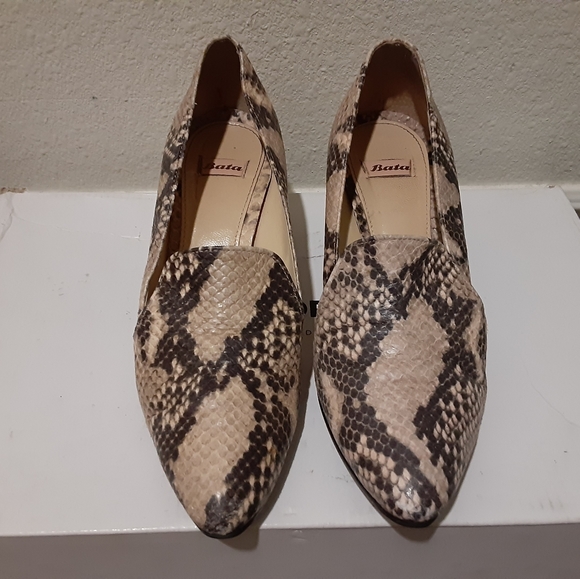 Bata - Picture 4 of 8